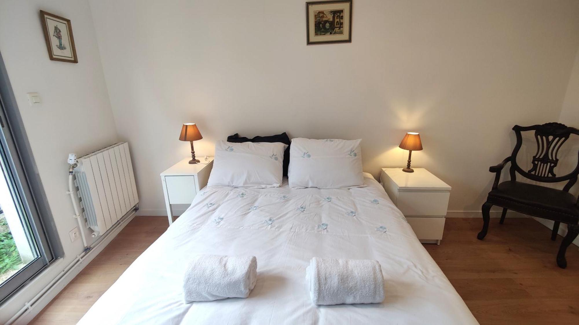 Appartement L'Ecrin Parisien - Proche Metro -Direct Paris - 4 Personnes à Romainville Extérieur photo